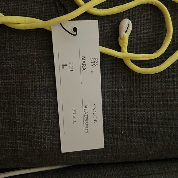 Mara Top and Pam Bottom - Picture 8 of 9